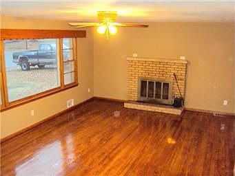 2nd image of 2023 N 49th St