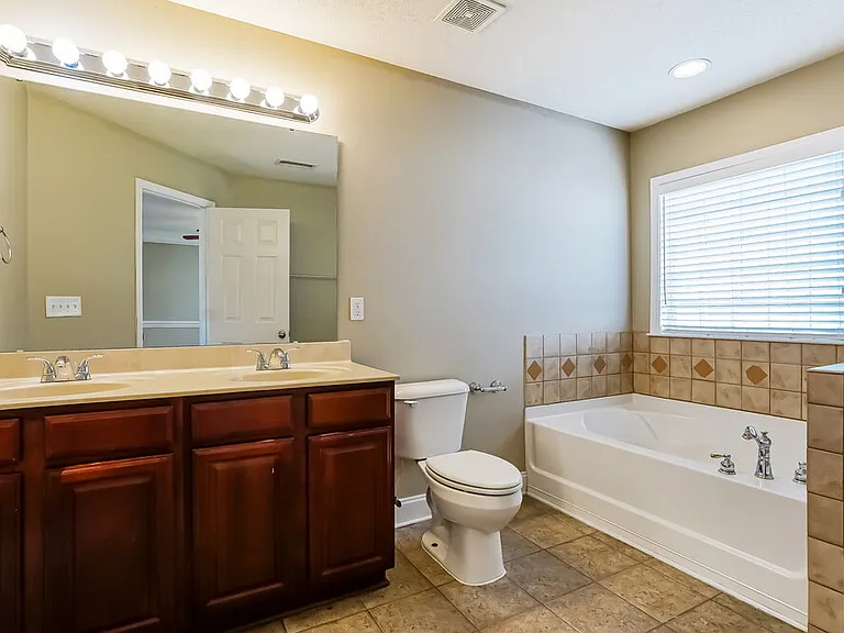 124 Sleeper Car Ln — Photo 12