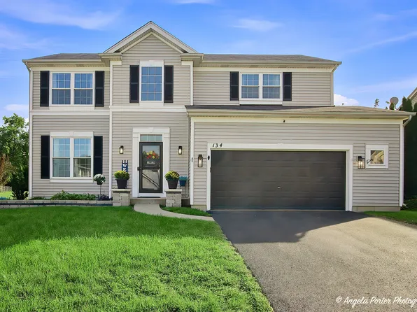 134 E Old Mill Trl, Antioch, IL 60002