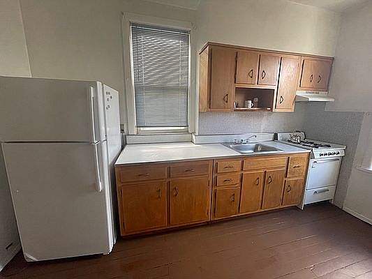 1st image of 30-94 44th St #3L