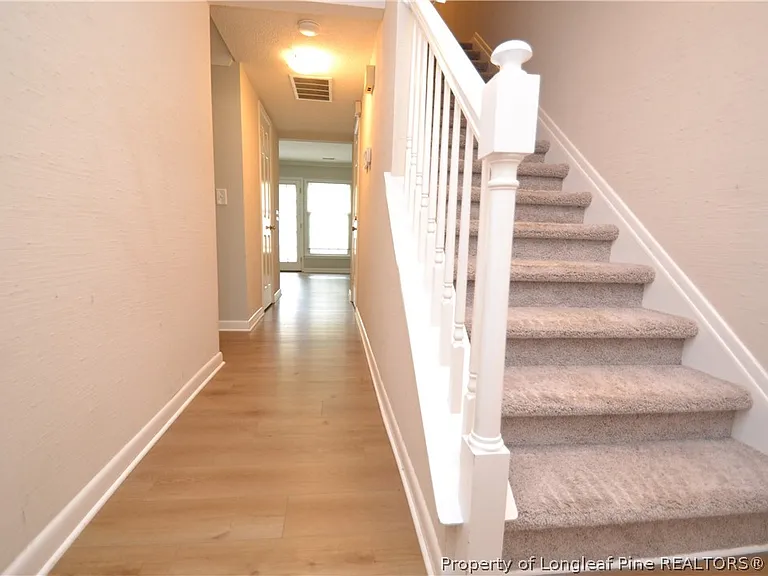 3111 Morningside Dr — Photo 2