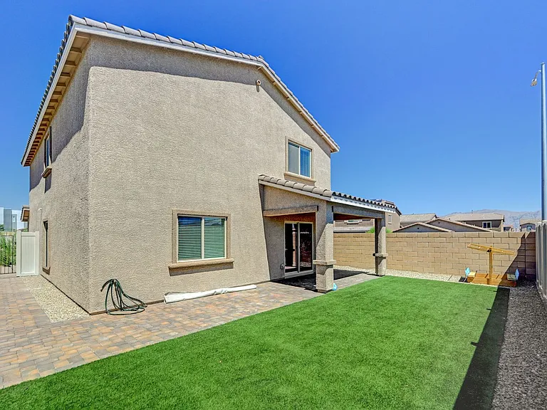 4116 Gold Desert St — Photo 45