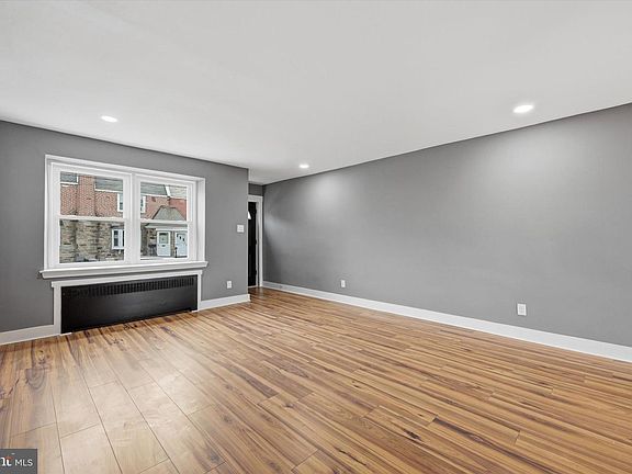 5th image of 6866 Clover Ln