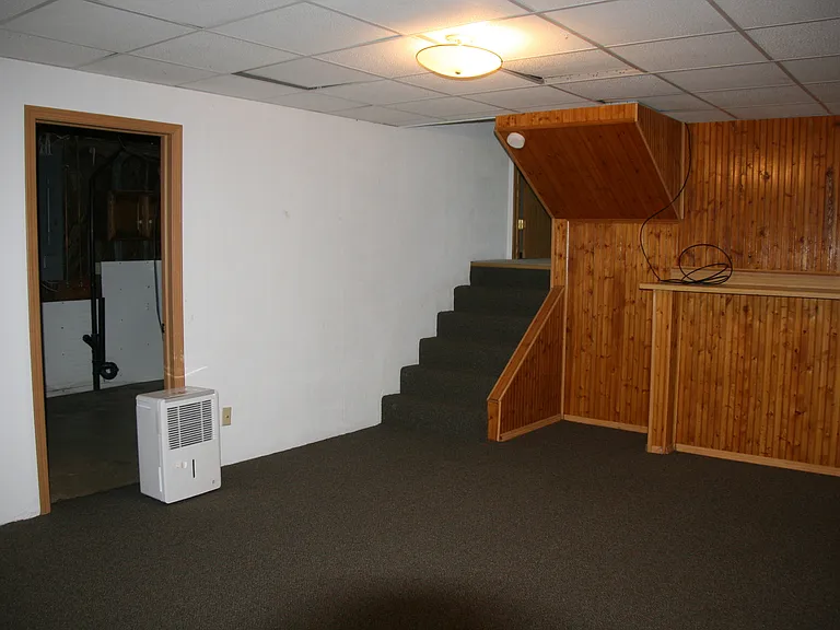 361 Sunset Dr — Photo 23
