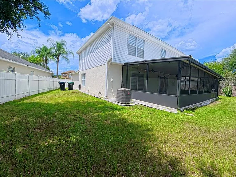 16948 Corner Hill Ct — Photo 35
