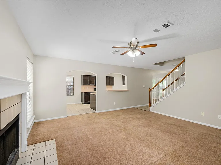 1631 Stonehaven Village Cir — Photo 4