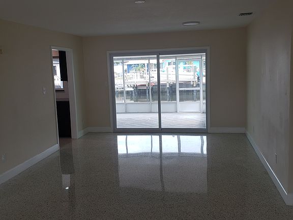 5th image of 5807 Liverpool Dr