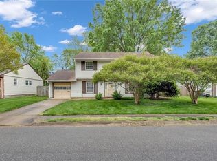 36 Santa Barbara Dr, Hampton, VA 23666