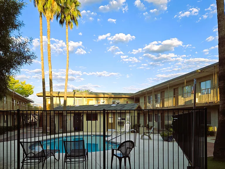 Rosemont Garden Apartments — Photo 6