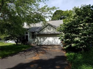 429 Sampan Ave, Jamestown, RI 02835