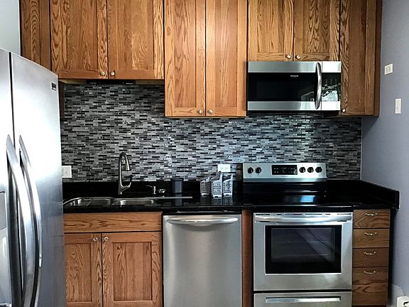 2nd image of 632 N Center St APT 2W