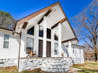 38 Alton Cir, Rogers, AR 72756