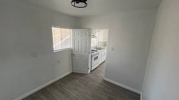 1668 Arlington Ave #7 — Photo 4