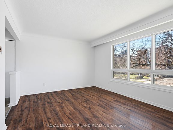 4th image of 66 Willow Rd #6