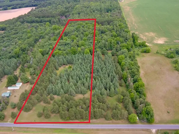 Brown Deer Dr, Hancock, WI 54943