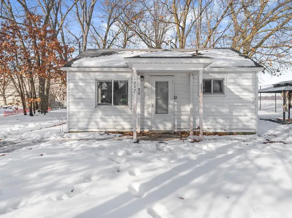 1247 Plainview Ave, Traverse City, MI 49686