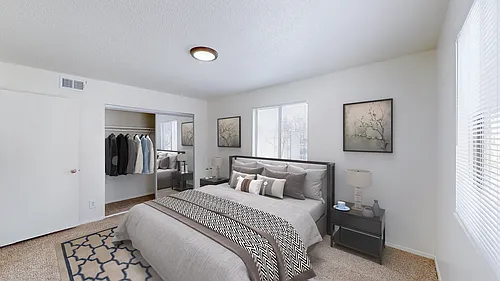 Riviera Apartments Photo 1