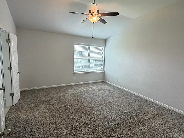 4917 Drovers Path St — Photo 21
