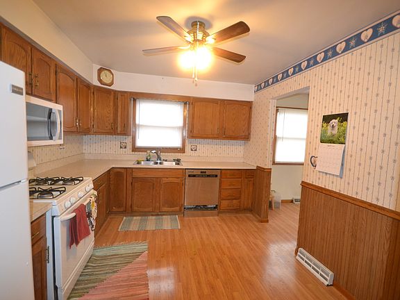 3rd image of 505 Franklin Dr
