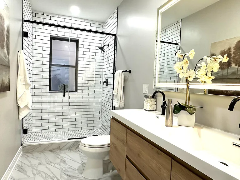 2855 W Palmer St #1 — Photo 8