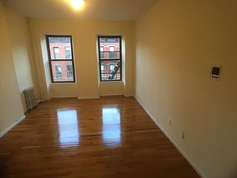 Rented by Sheila M Apfel, LREB