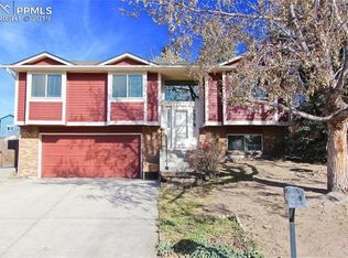 5097 Willowbrook Rd, Colorado Springs, CO 80917