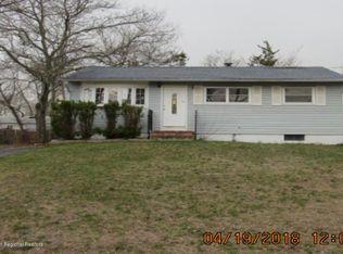 29 Adelphi Rd, Toms River, NJ 08757