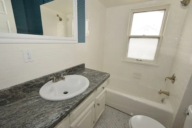1668 N Van Buren St — Photo 12