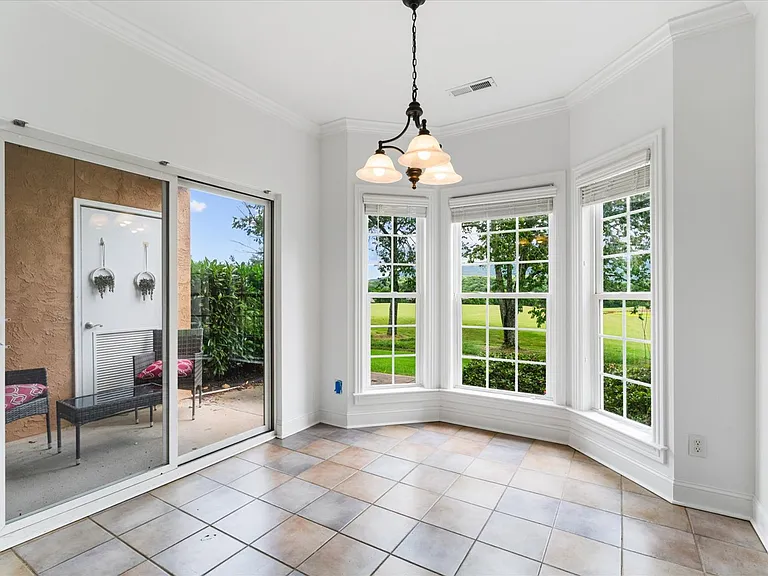 901 Renaissance Ct — Photo 16