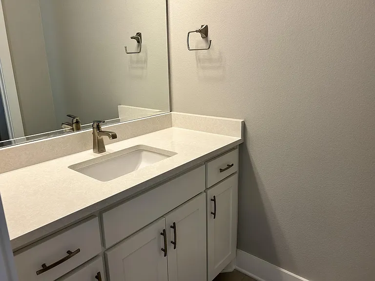 6426 Clayton Ct — Photo 24