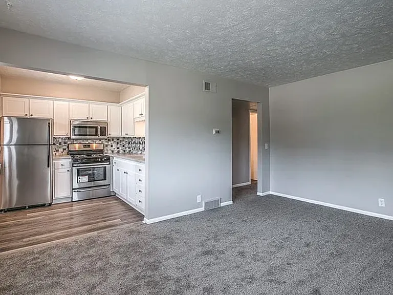 Harrison Place Apartments — Photo 9