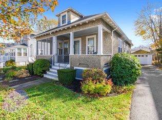 8 Newcastle Rd, Peabody, MA 01960