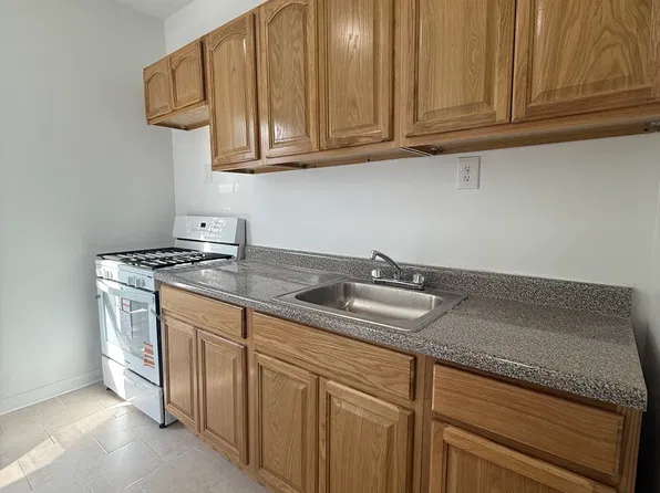 (undisclosed Address), Bronx, NY 10466