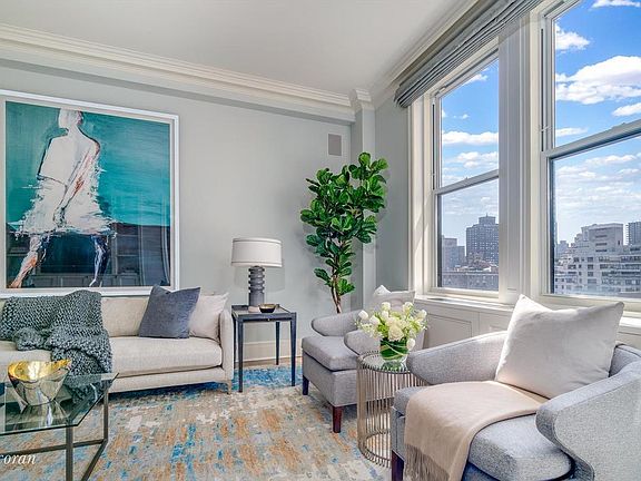 2nd image of 1155 Park Ave #8SE