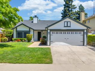 8246 Westport Cir, Sacramento, CA 95828