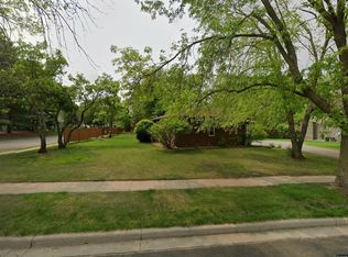 1101 Grandview Dr, Hudson, WI 54016