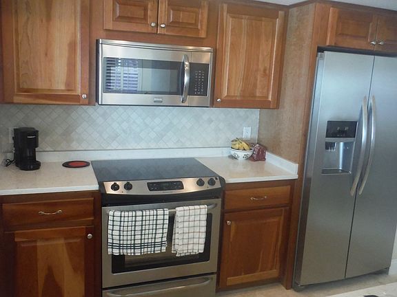 3rd image of 55 Rogers St APT 101