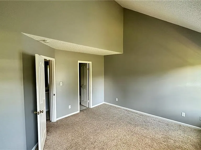 1505 Heritage Ave — Photo 21
