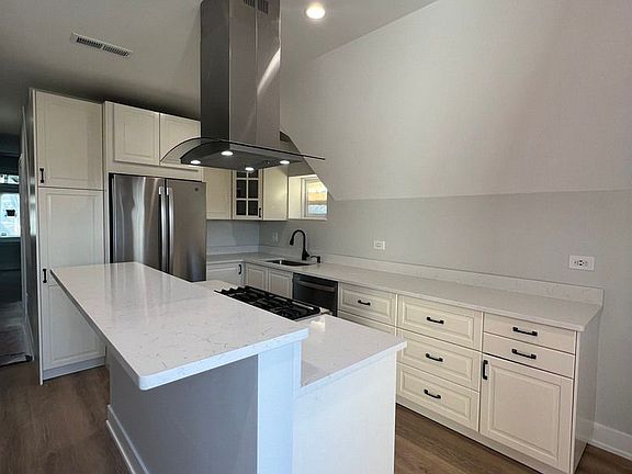 2nd image of 1646 N Central Park Ave APT 2