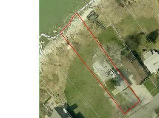 38411 N Beachview Rd, Willoughby, OH 44094