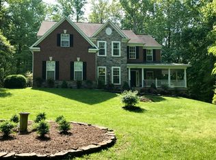 10627 Timberidge Rd, Fairfax Station, VA 22039