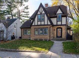 414 Hillington Way, Madison, WI 53726