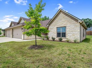 501 Kidd Dr #8A, Chandler, TX 75758