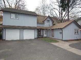 11 Farnham Ave, Waterbury, CT 06708