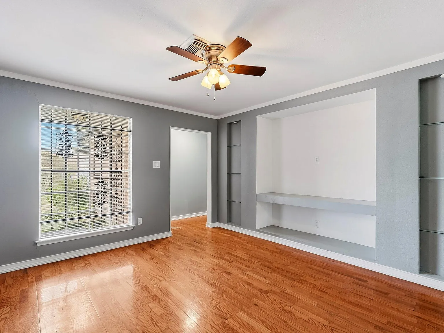 4 bed, 2.0 bath, 1508 sqft, $2,000 — Photo 4