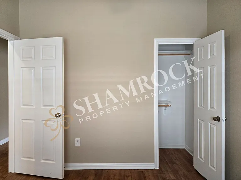 2117D Columbus Ave — Photo 12