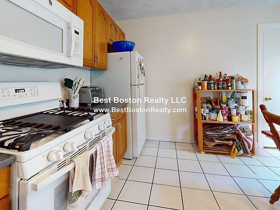2nd image of 120 Josephine Ave #2