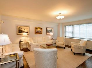 110 E 57th St APT 3H, New York, NY 10022