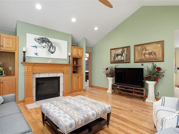 5th image of 10155 N Morrison Rd