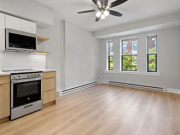 5th image of 1632-44 W Howard St #307